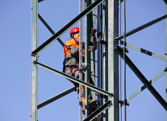 EMF monitors for telecommunications workers