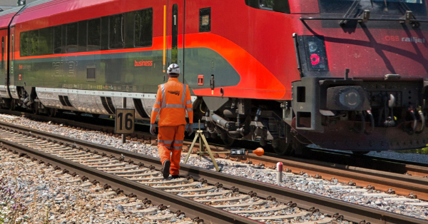 Protecting Railway Workers from Exposure to EMF Radiation